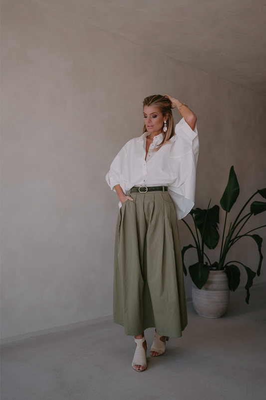 Classic Khaki Cotton Long Skirt – Comfortable Fit with Side Zipper Detail