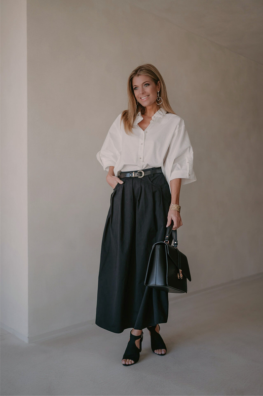 Elegant Long Black Skirt – Soft Cotton Design with Side Zipper and Perfect Fit