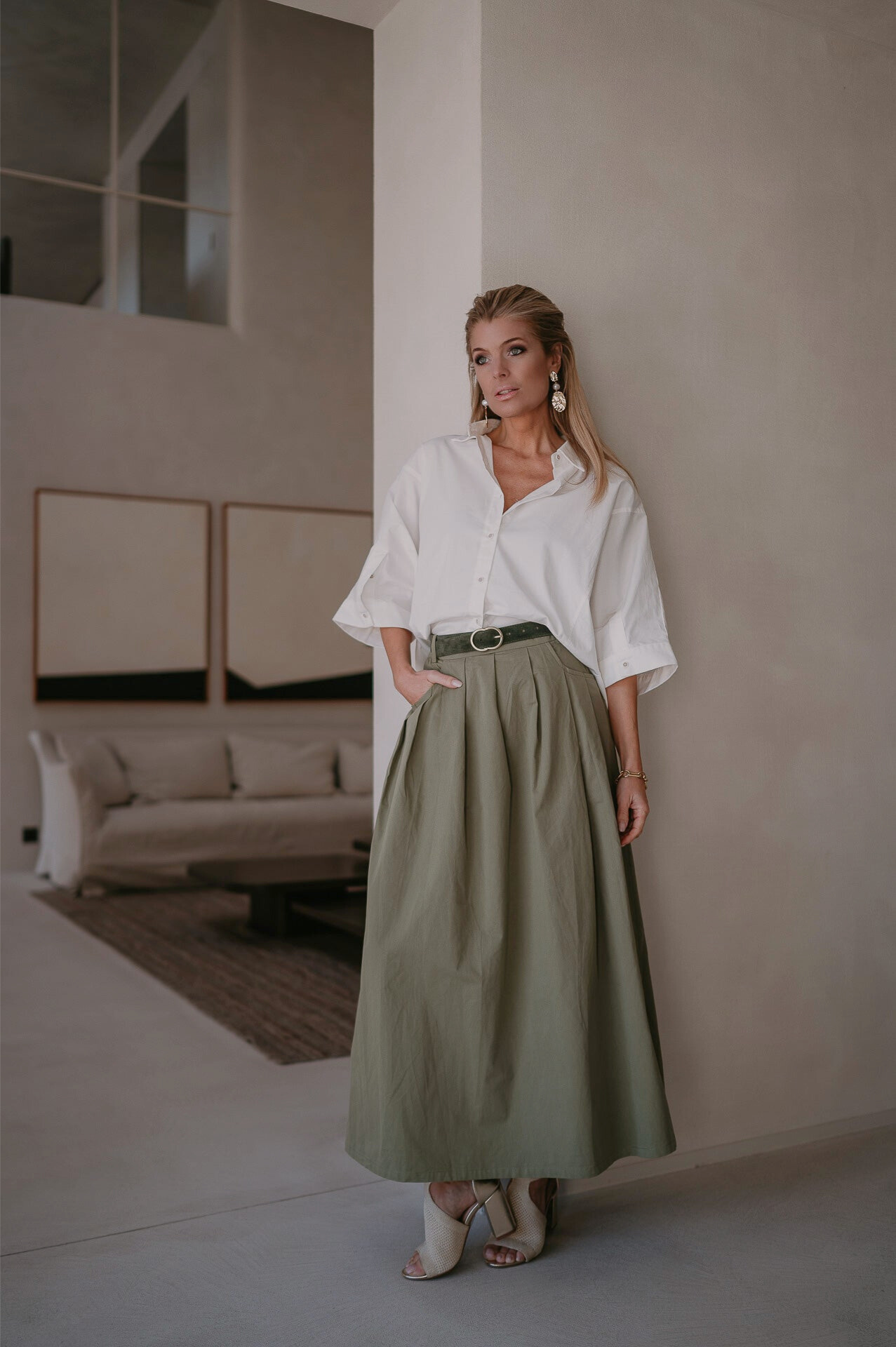 Classic Khaki Cotton Long Skirt – Comfortable Fit with Side Zipper Detail