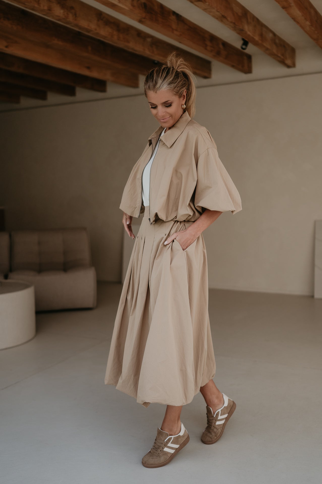 Beige Balloon Skirt with Elastic Waistband – Stylish Half-Length Cotton Skirt in S/M and M/L Sizes 4