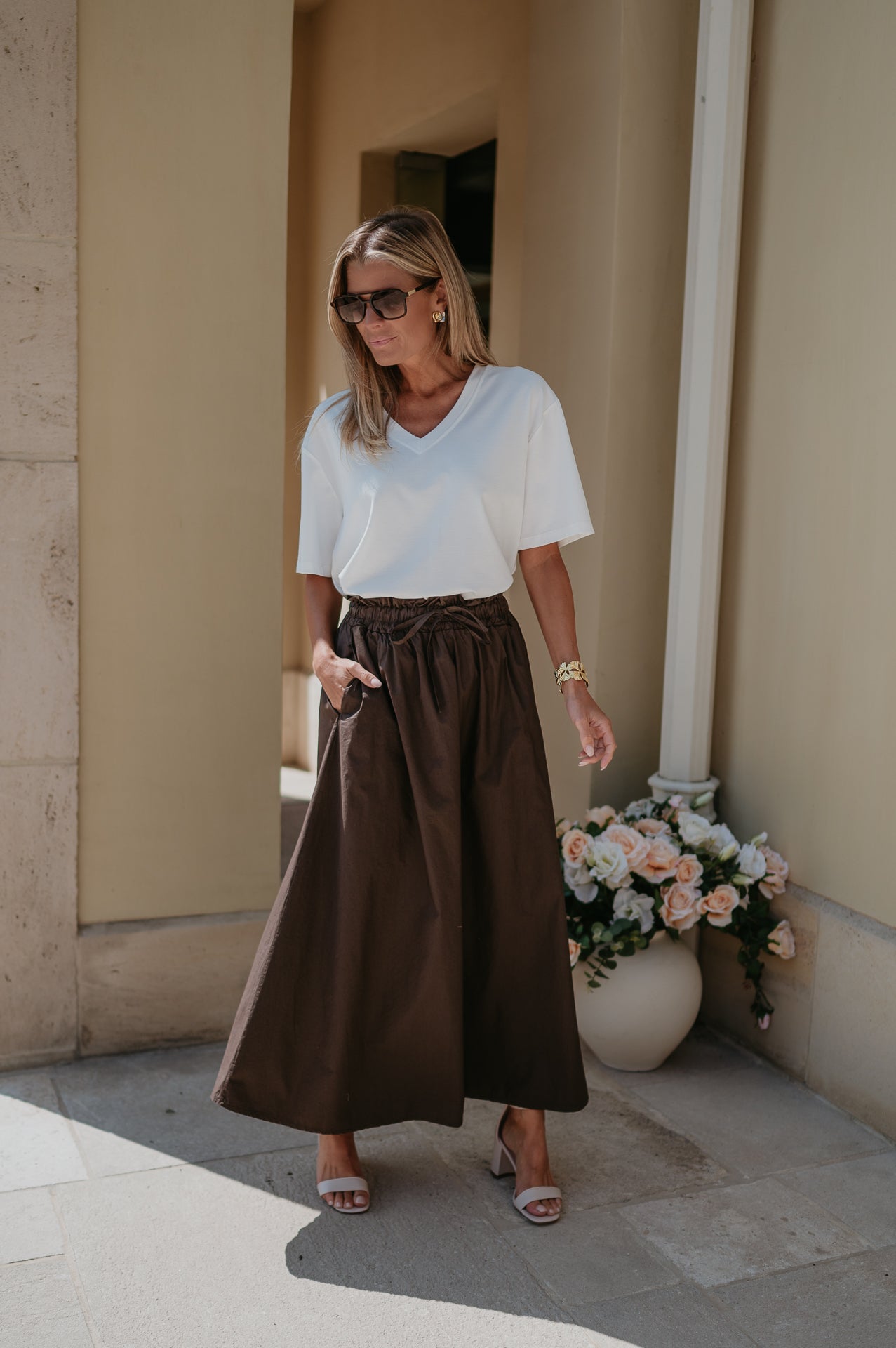 Long Chocolate Brown Skirt with Elastic Waistband – Comfortable Cotton Summer Essential for Casual and Formal Wear 5